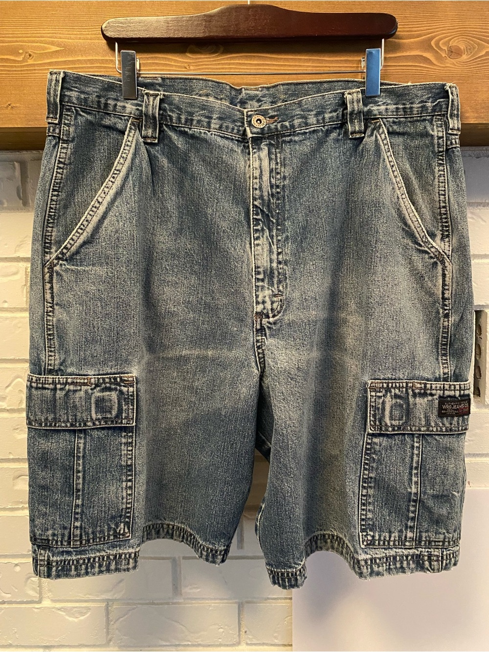 Vintage 90s Wrangler Cargo Jean Shorts Jorts Men’s Size 38 Distressed Y2K Skater